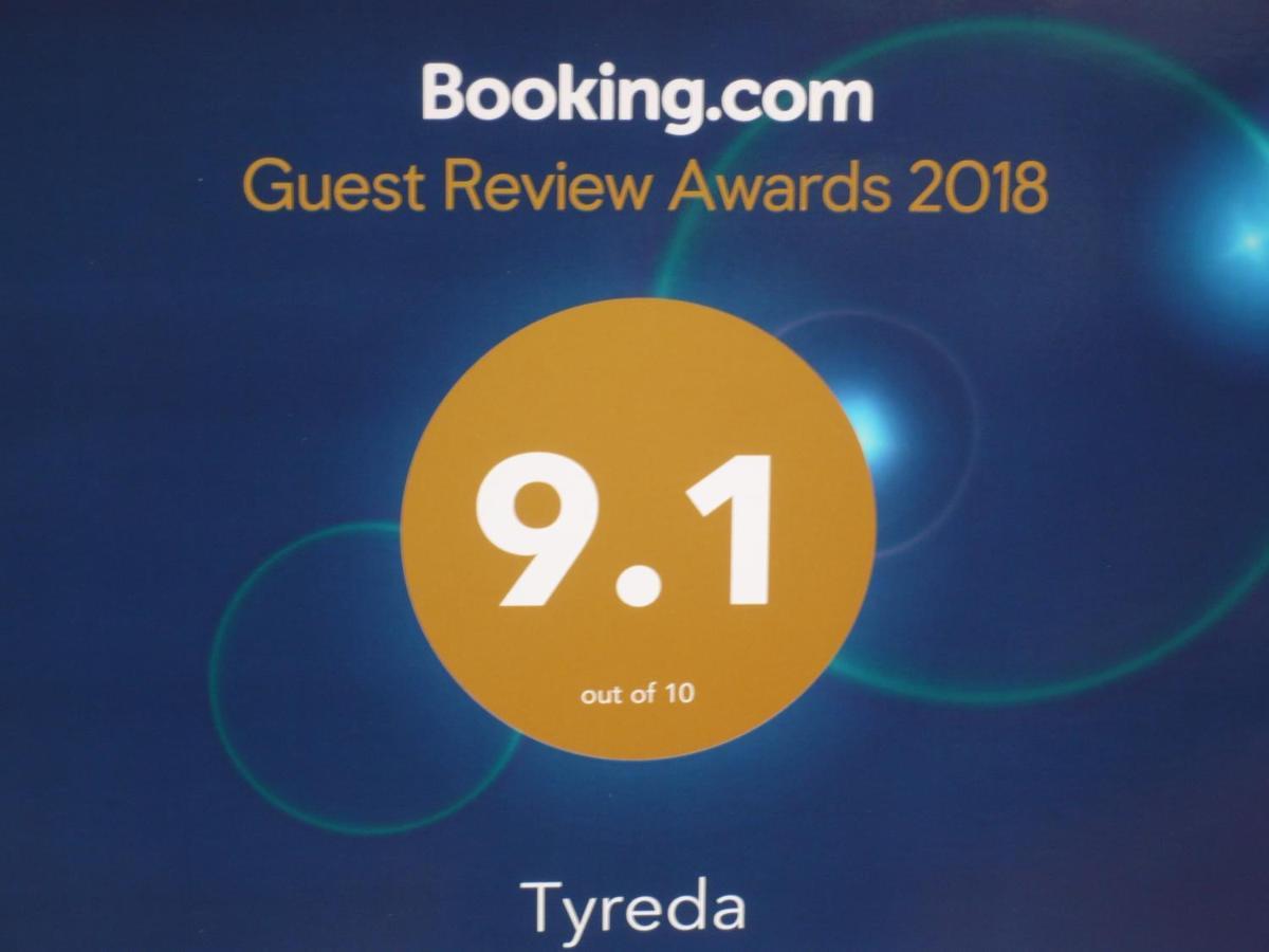Bed and Breakfast Tyreda Ennis Zewnętrze zdjęcie