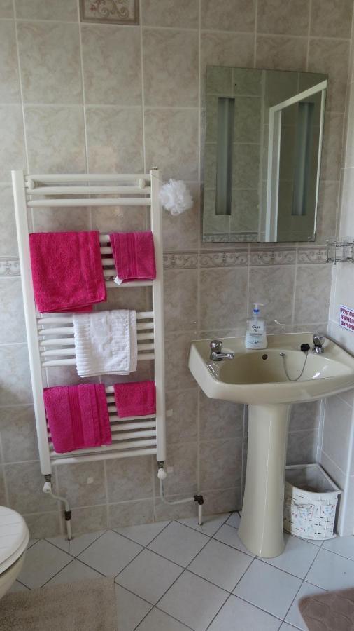 Bed and Breakfast Tyreda Ennis Zewnętrze zdjęcie