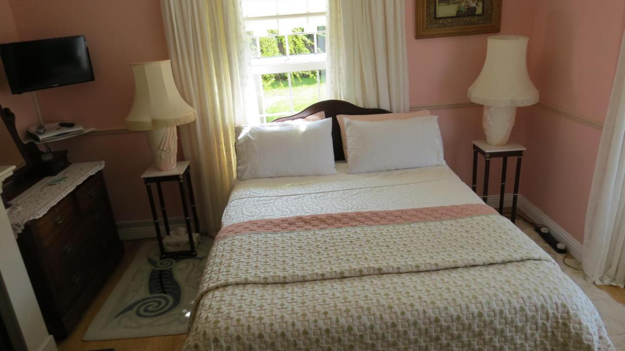 Bed and Breakfast Tyreda Ennis Zewnętrze zdjęcie