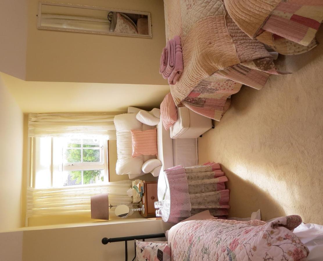 Bed and Breakfast Tyreda Ennis Zewnętrze zdjęcie